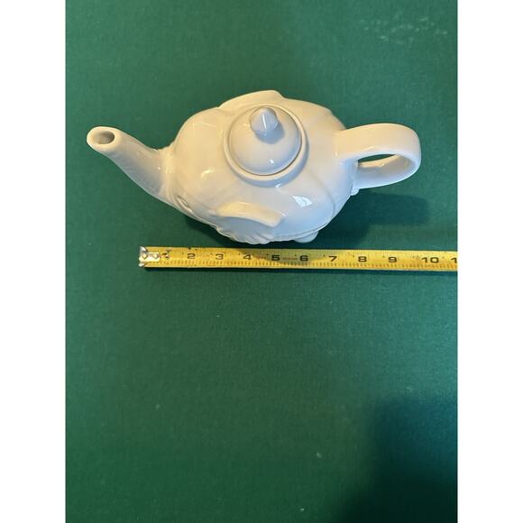 Dash of That White Elephant Teapot Ceramic 7” Tall – Dishwasher & Microwave Safe - Picture 4 of 5